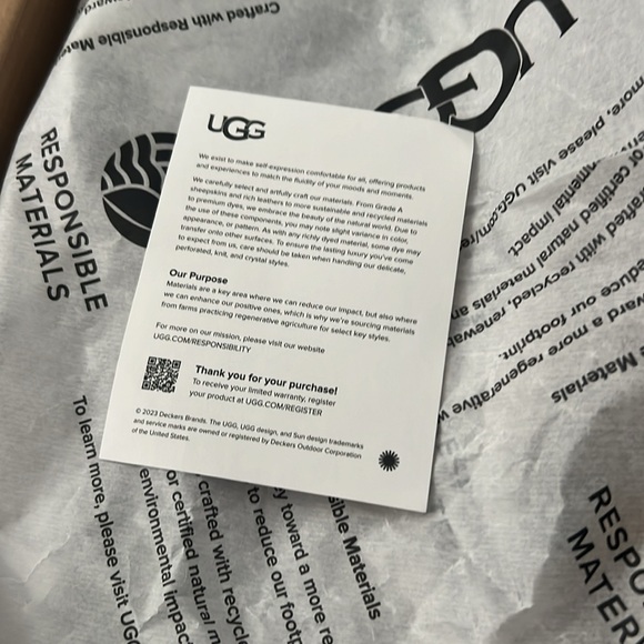 Ugg clogs - Picture 3 of 4